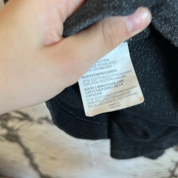 Under Armour Men's Gray Hoodie T-Shirt - Picture 5 of 5